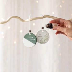 Hot sell Earthenware Fragrance Oil Diffuser Hanging Christmas Ornament